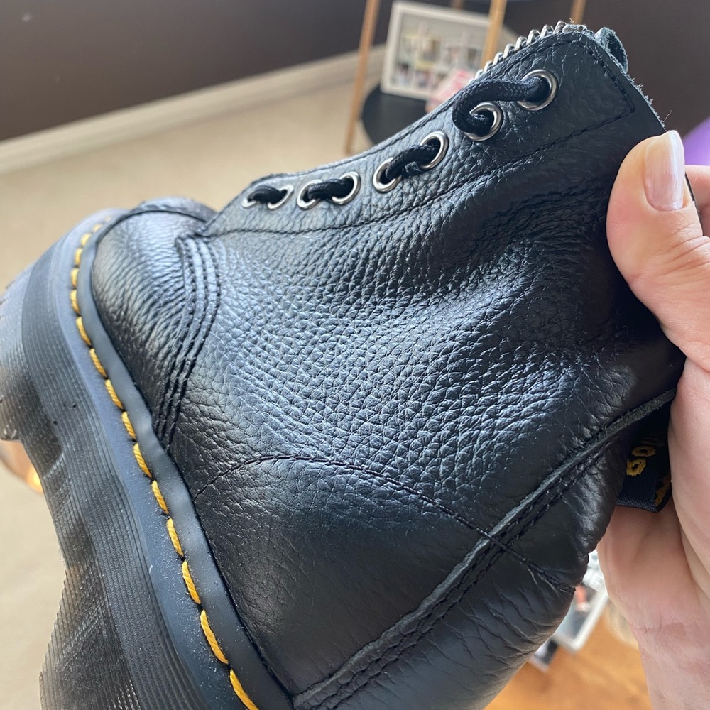 Dr. Martens Sinclair Flatform Boots in soft leather - Picture 4 of 8